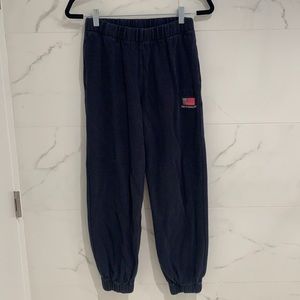 COPY - Brandy Melville rosa sweats!